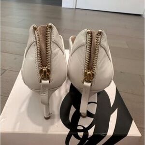 Nine West White Leather Heels with Gold Accents